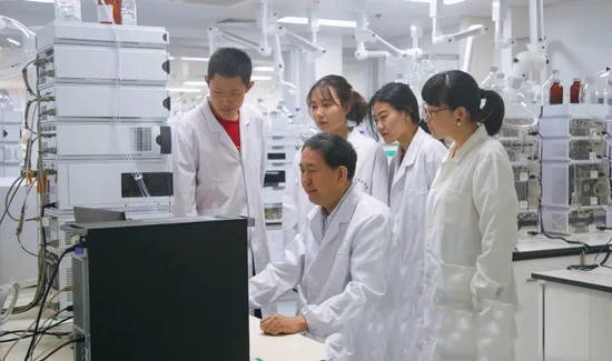 Wholesale Feed Grade Colorant Carophyll Yellow 10% Carophyll Yellow Powder 